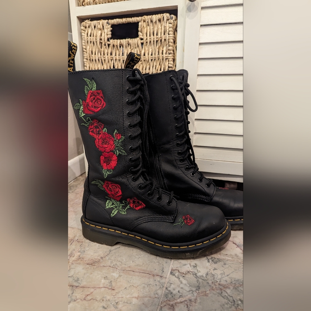 Dr Martens 1914 Vonda Leather Mid Calf Boots